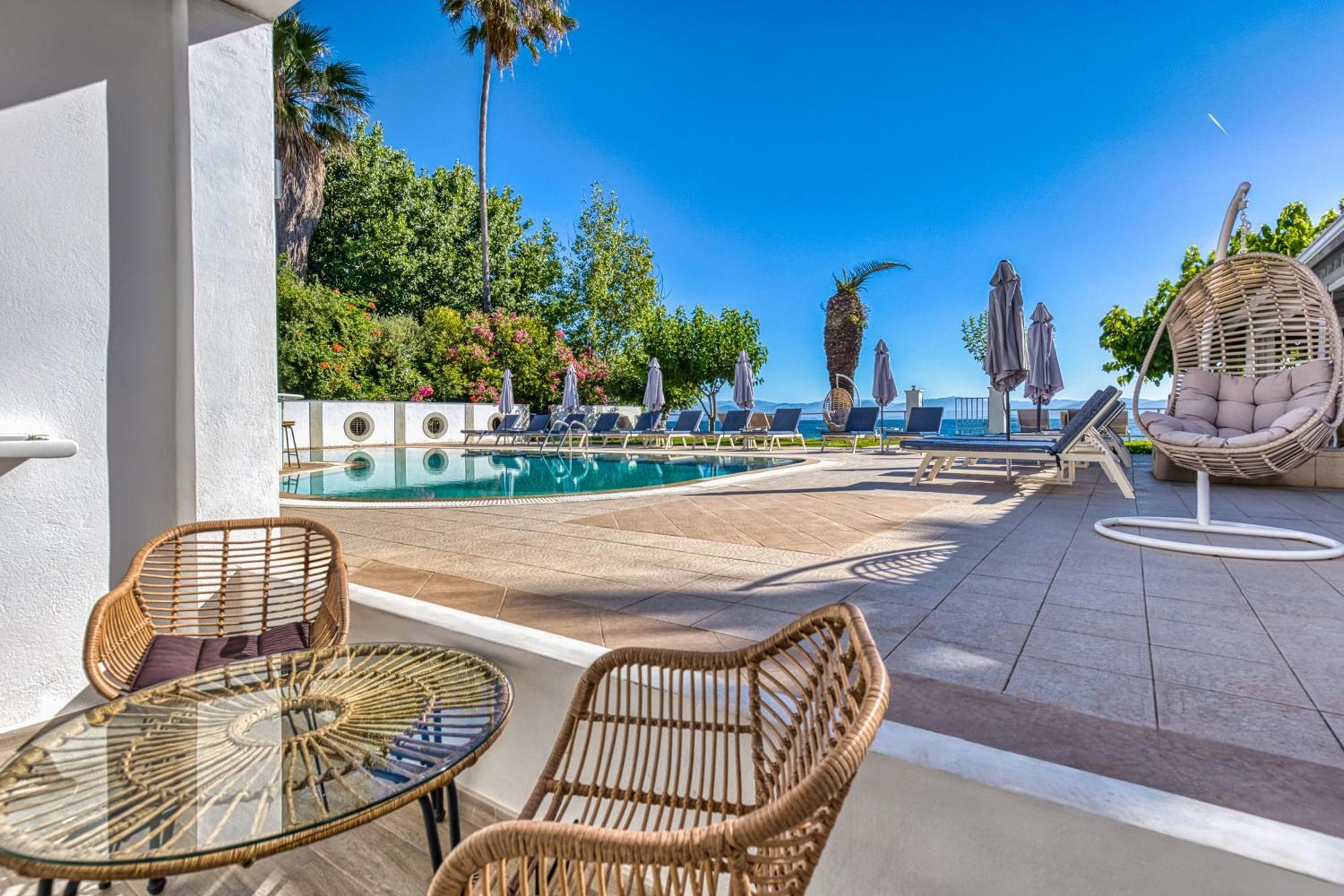 Sirocco Aparthotel