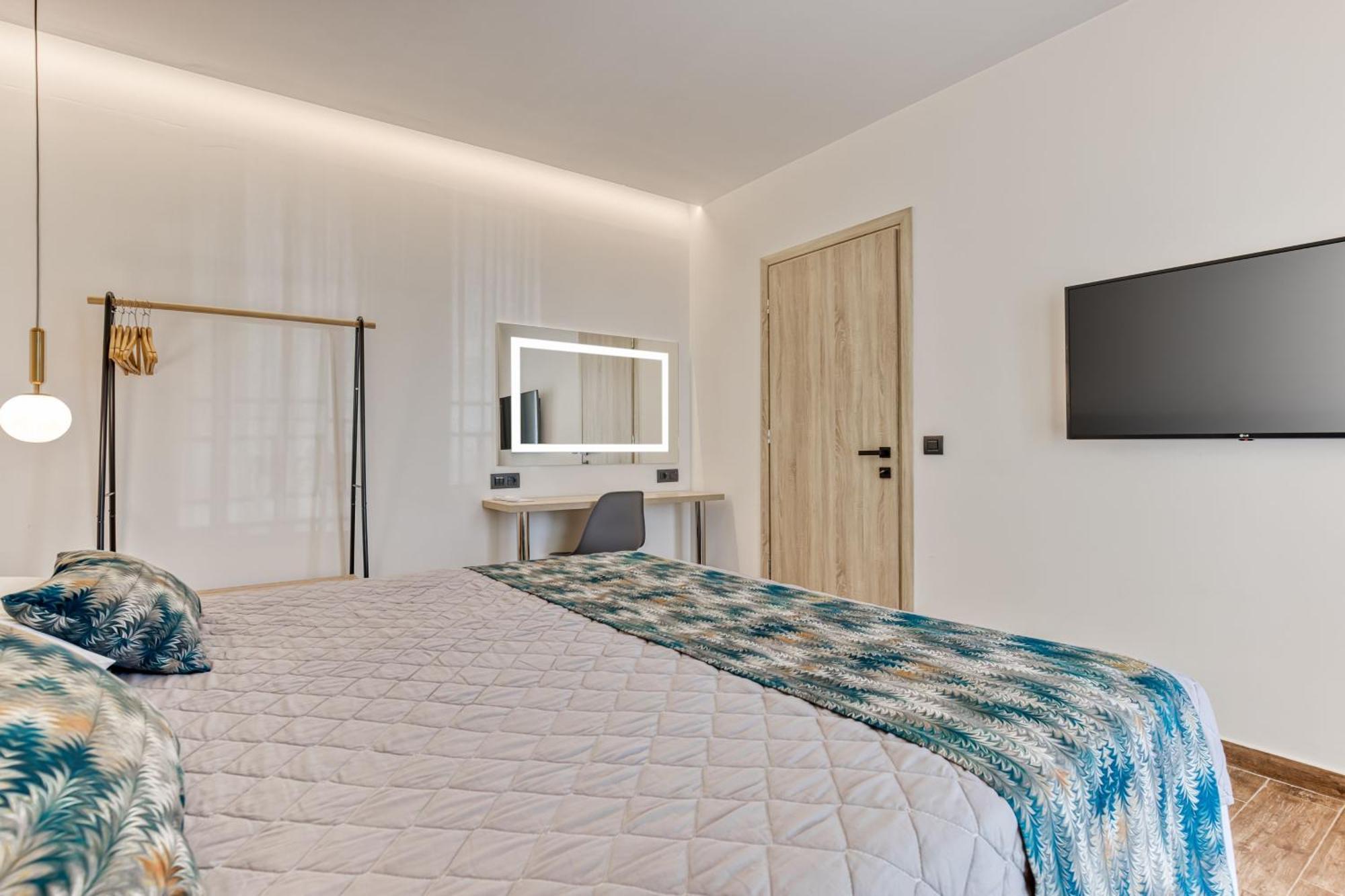 Sirocco Aparthotel