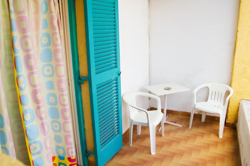 Sirocco Aparthotel 2*